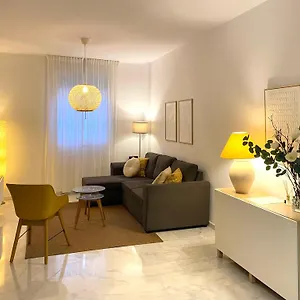  Apartment Kaluka Center - Free Parking Spanien